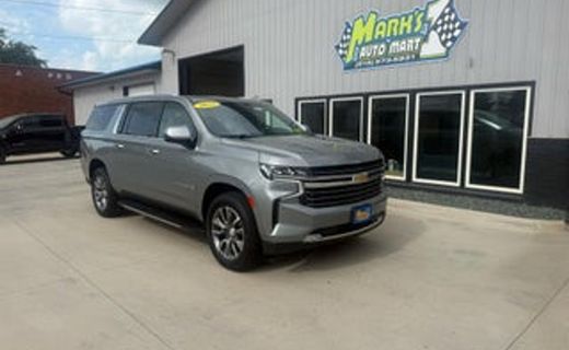 2023 Chevrolet Suburban LT