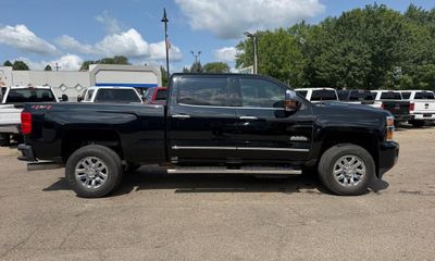 2018 Chevrolet Silverado High Country