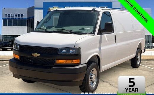 2026 Chevrolet Express EXT