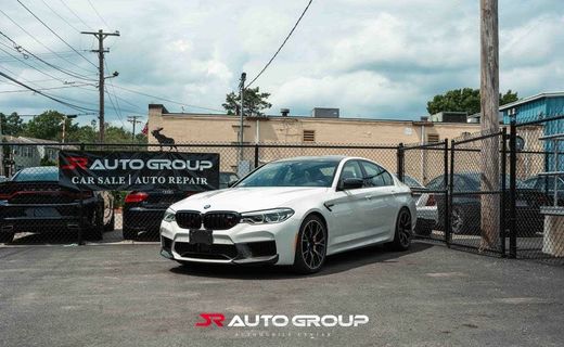 2019 BMW M5