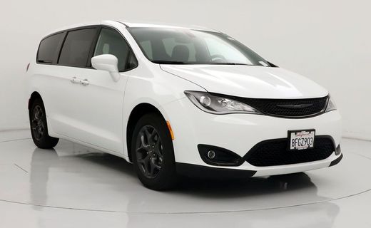 2018 Chrysler Pacifica Touring Plus