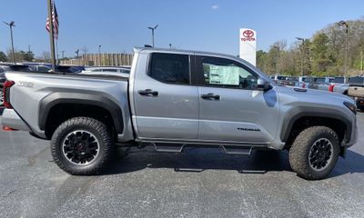 2026 Toyota Tacoma TRD OFF Road