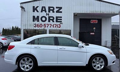 2011 Chrysler 200 Touring