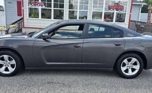 2013 Dodge Charger SE