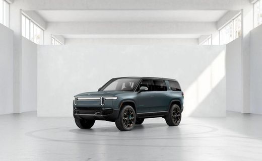 2026 Rivian R1S Premium