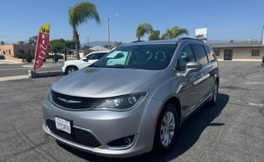 2017 Chrysler Pacifica Touring L