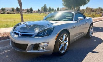 2007 Saturn SKY RED Line