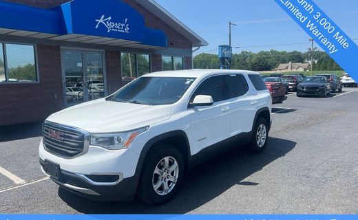 2017 GMC Acadia SLE 1