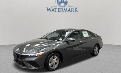 2026 Hyundai Elantra SE