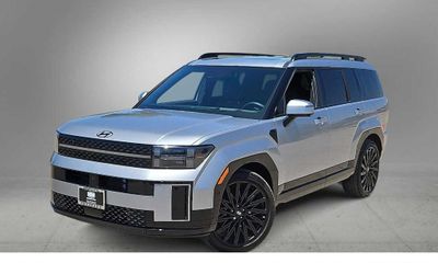 2025 Hyundai Santa FE Calligraphy