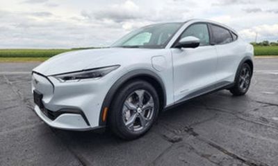 2021 Ford Mustang Mach-E Select