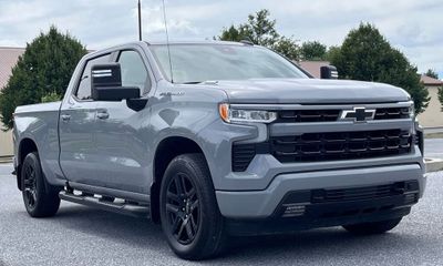 2024 Chevrolet Silverado RST