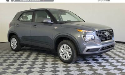 2026 Hyundai Venue SE