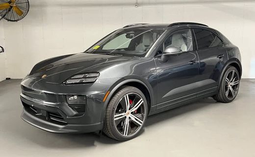 2026 Porsche Macan 4S