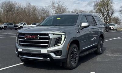2025 GMC Yukon Elevation