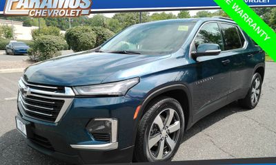 2023 Chevrolet Traverse LT