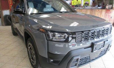 2026 Jeep Cherokee Laredo Limited