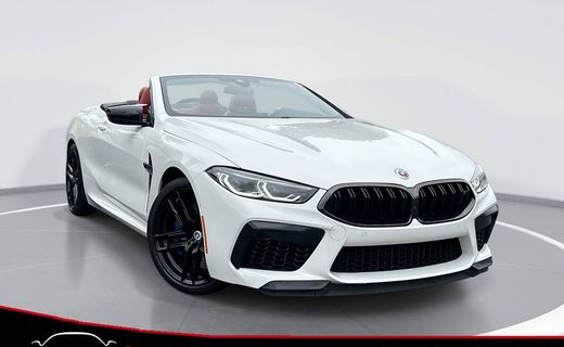 2023 BMW M8