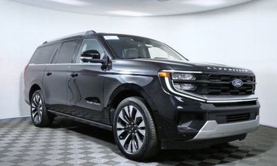 2025 Ford Expedition MAX Platinum