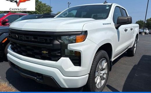 2022 Chevrolet Silverado Custom