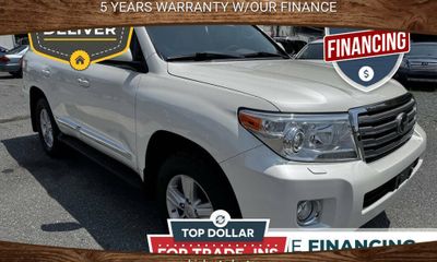 2014 Toyota Land Cruiser VX