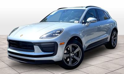2023 Porsche Macan