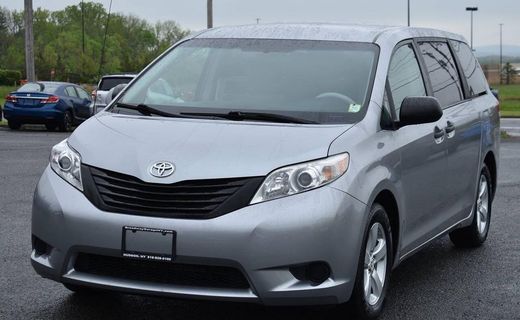 2012 Toyota Sienna