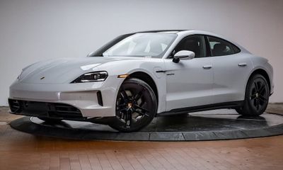 2025 Porsche Taycan GTS