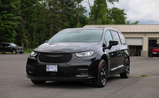 2024 Chrysler Pacifica Select