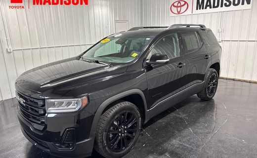 2023 GMC Acadia SLT