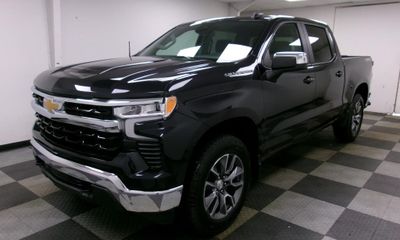 2024 Chevrolet Silverado LT