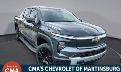 2026 Chevrolet Silverado 2LT