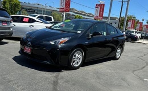 2023 Toyota Prius LE
