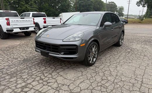 2022 Porsche Cayenne
