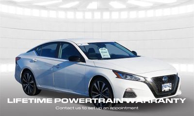 2022 Nissan Altima SR