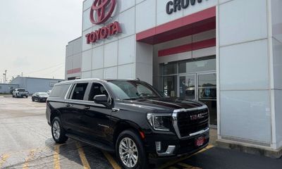 2022 GMC Yukon XL SLE