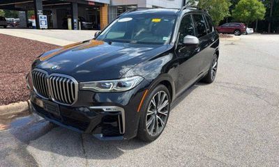 2021 BMW X7 M50I