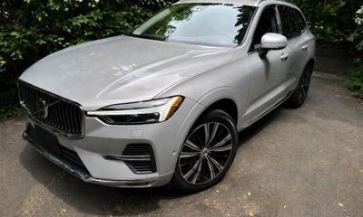 2023 Volvo XC60 Ultimate Bright
