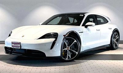 2024 Porsche Taycan Turbo Cross Tourismo