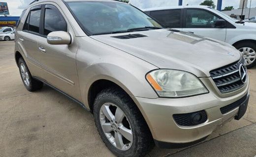2006 Mercedes-Benz M-Class ML500 4 Matic