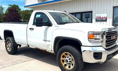 2016 GMC Sierra Fleet Base