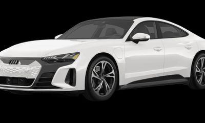 2024 Audi E-Tron GT Quattro Premium Plus