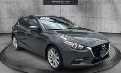 2017 Mazda MAZDA3 Touring