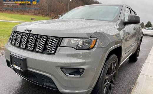 2020 Jeep Grand Cherokee Laredo