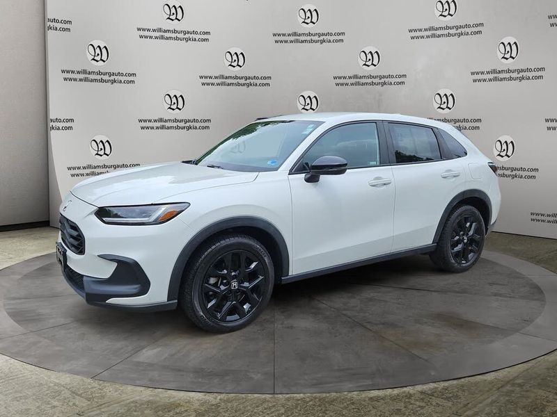 2023 Honda HR-V — a typically priced live listing
