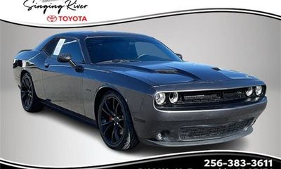 2016 Dodge Challenger SXT Plus