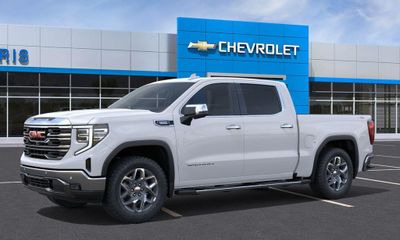 2026 GMC Sierra SLT