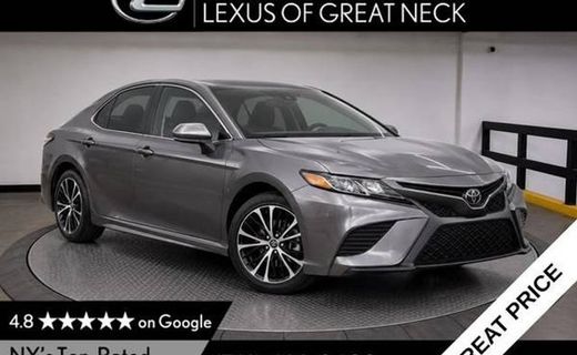 2020 Toyota Camry XSE