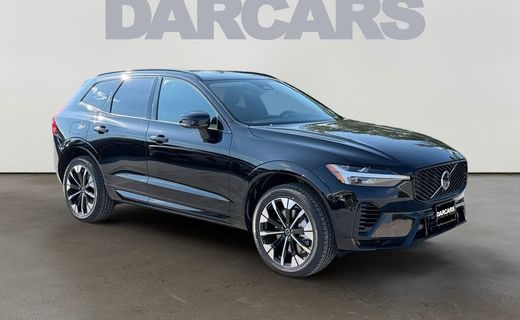 2026 Volvo XC60 Plus Dark
