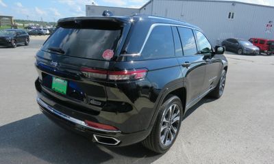 2022 Jeep Grand Cherokee Overland